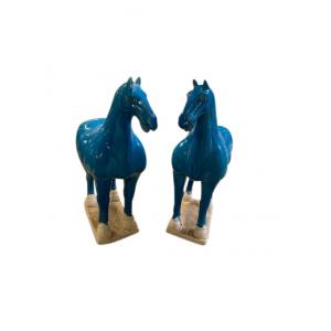 set of 2 horse statues