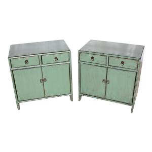 small cabinet 2 doors/2 drawers